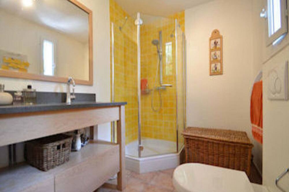 Photo of Bathroom in Nans-les-Pins