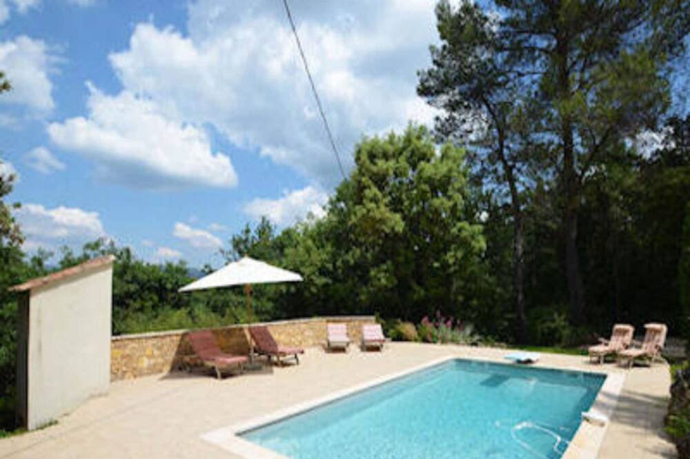 Photo of Outdoor in Nans-les-Pins