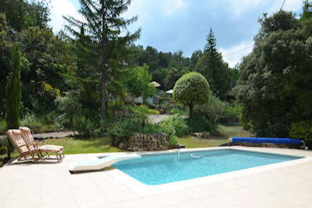 Photo of Outdoor in Nans-les-Pins