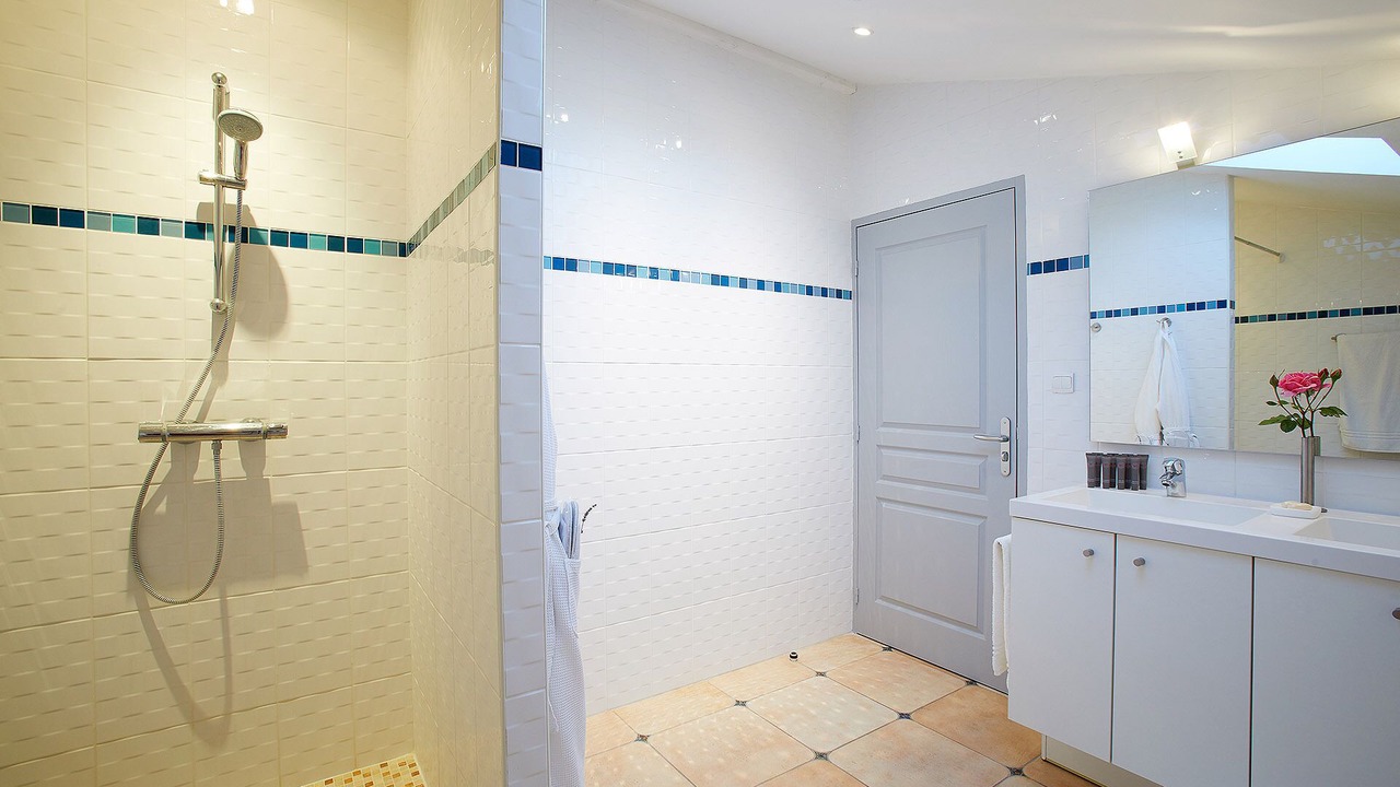 Photo of Bathroom in Uzes
