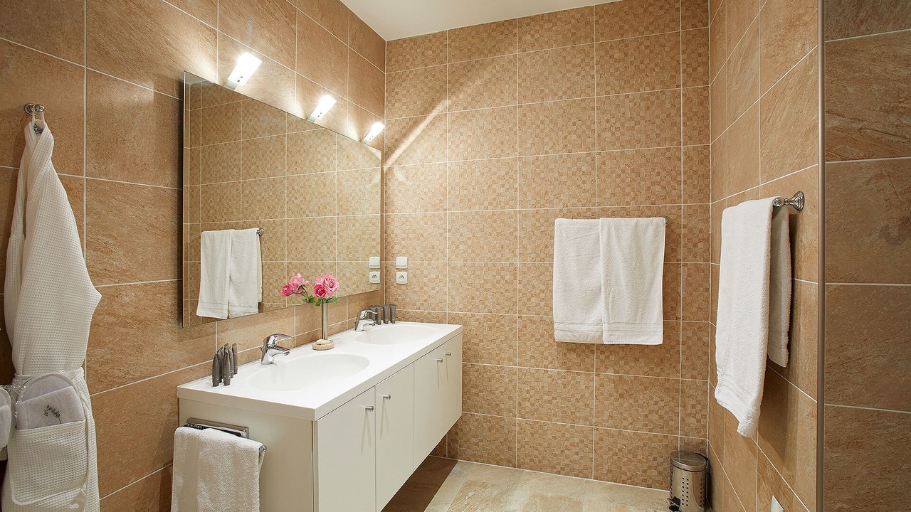 Photo of Bathroom in Uzes