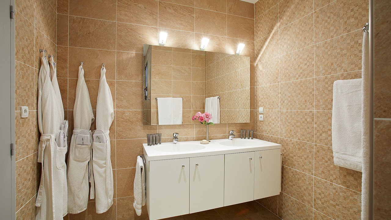 Photo of Bathroom in Uzes