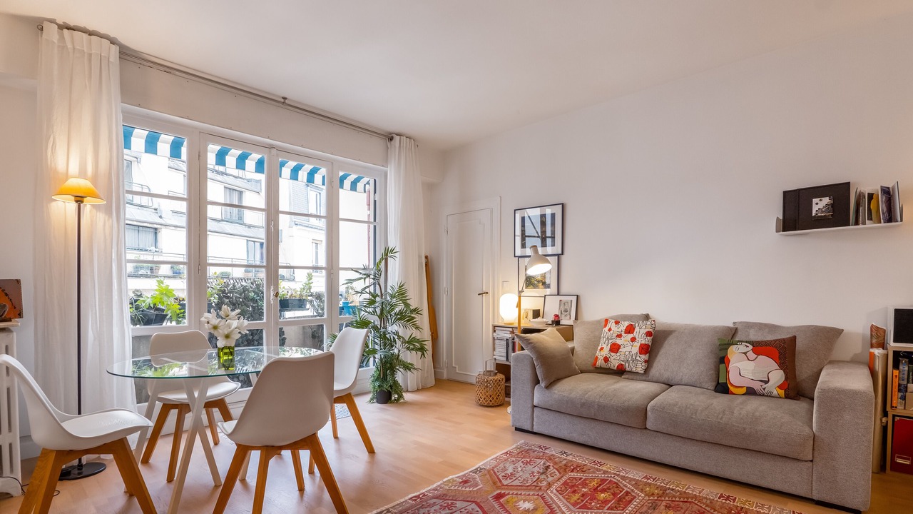 Photo of Livingroom in Notre-Dame-des-Champs