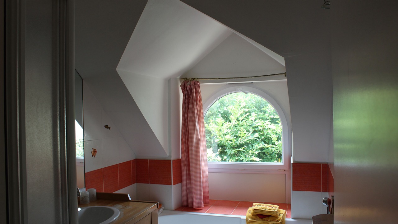 Photo of Bathroom in Lamballe