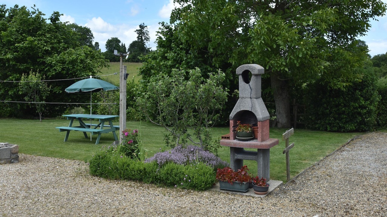 Photo of Outdoor in Plouvara