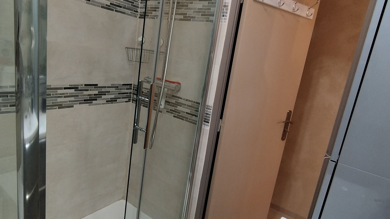 Photo of Bathroom in La Faviere