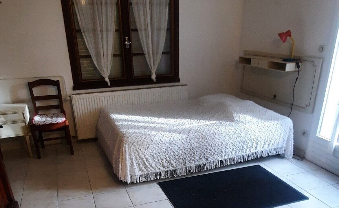Photo of Bedroom in Ambares-et-Lagrave