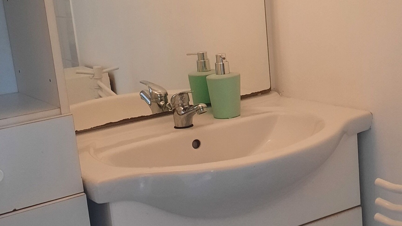 Photo of Bathroom in Ambares-et-Lagrave