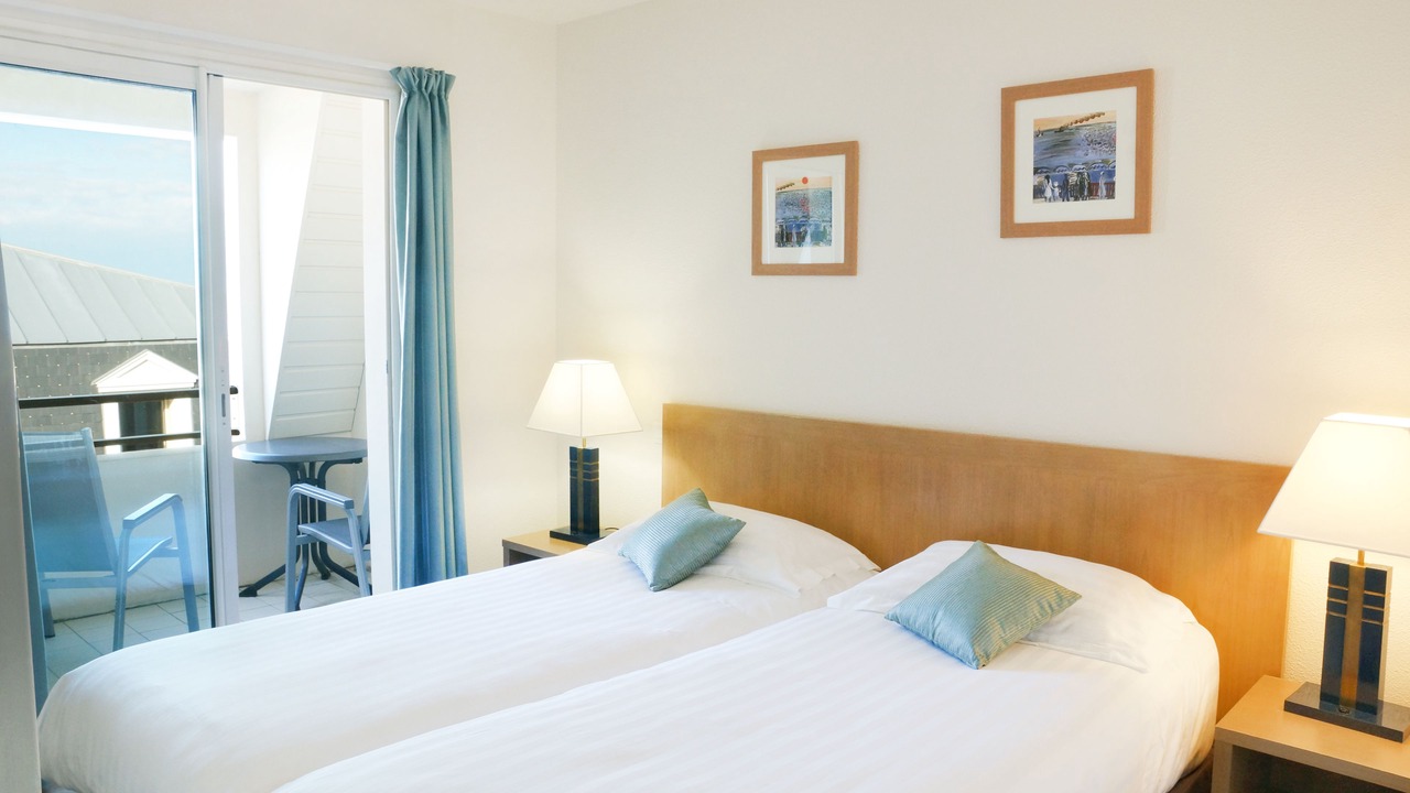 Photo of Bedroom in Saint-Ideuc