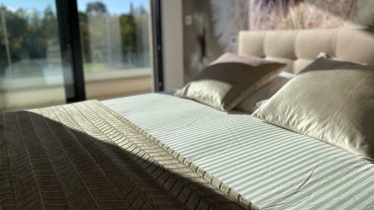 Photo of Bedroom in Saint-Cezaire-sur-Siagne