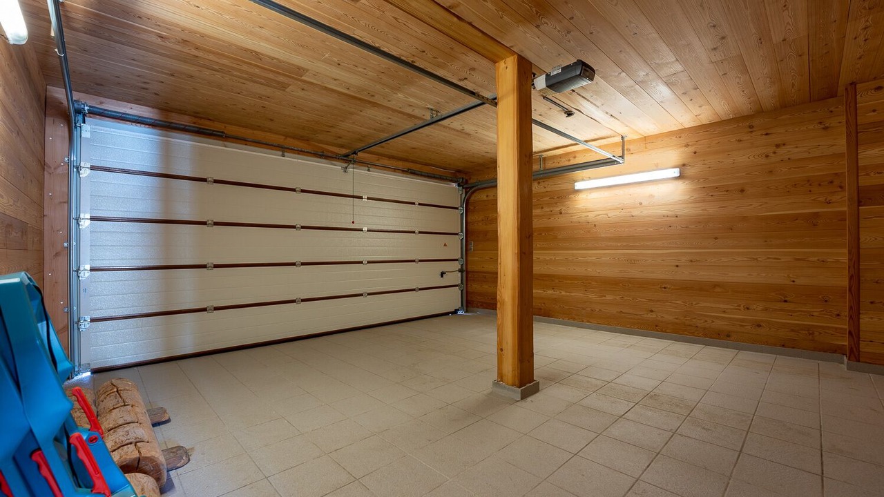 Photo of Others in Les Claux