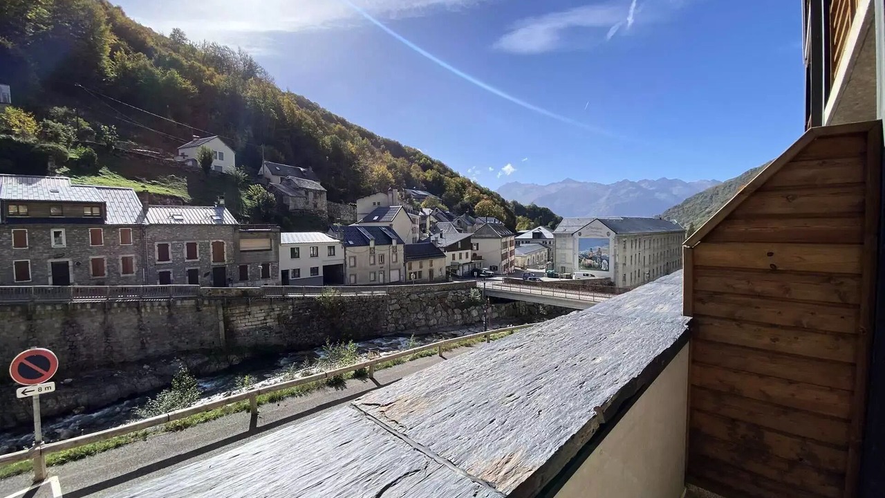 Photo of Outdoor in Sers