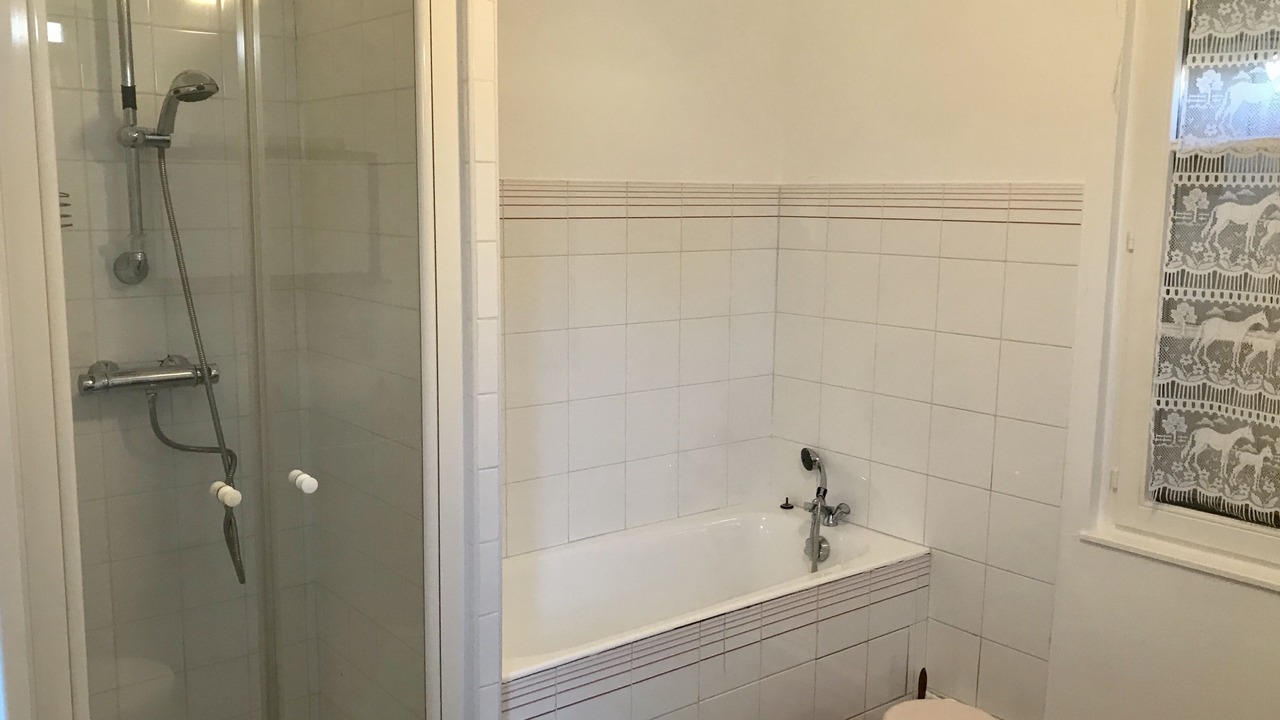 Photo of Bathroom in Nettancourt