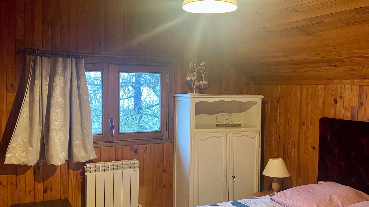 Photo of Bedroom in Enchastrayes