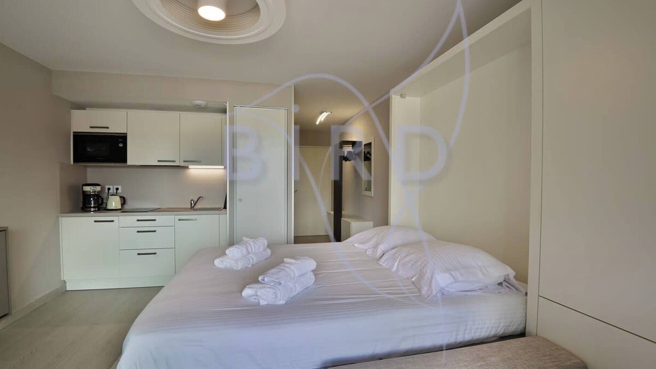 Photo of Bedroom in Villeneuve Loubet Beach
