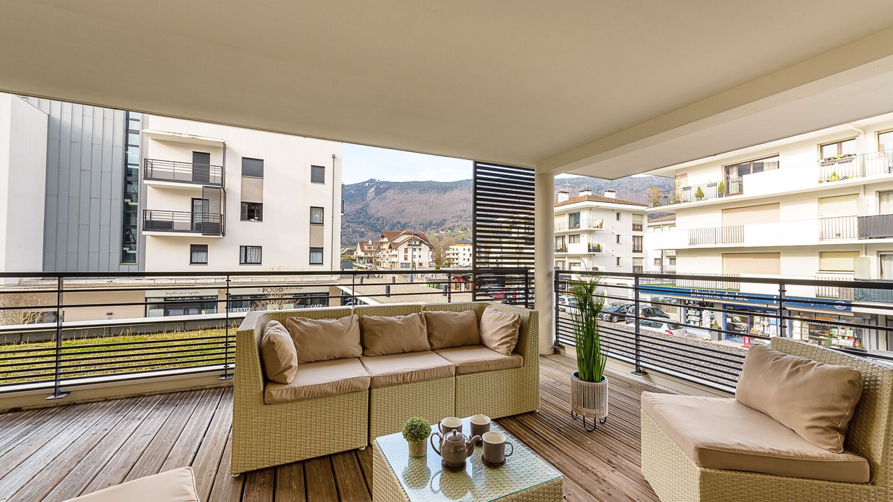 Photo of Patio Balcony in Saint-Jorioz