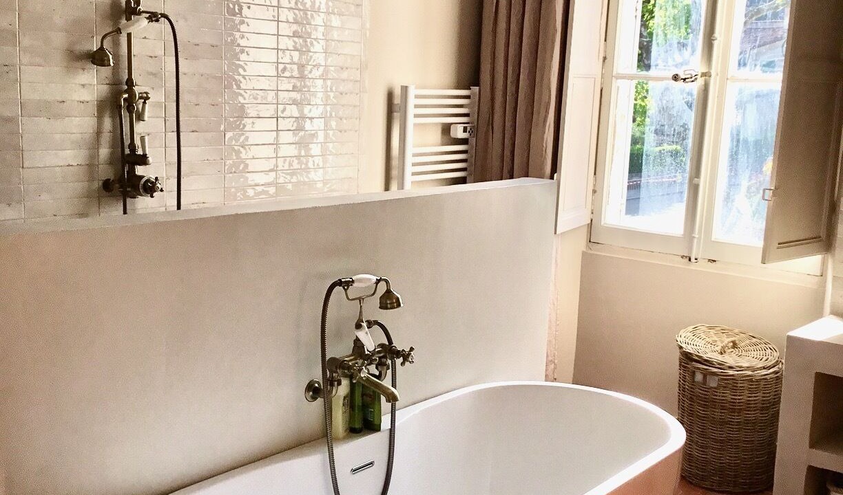 Photo of Bathroom in Collobrieres