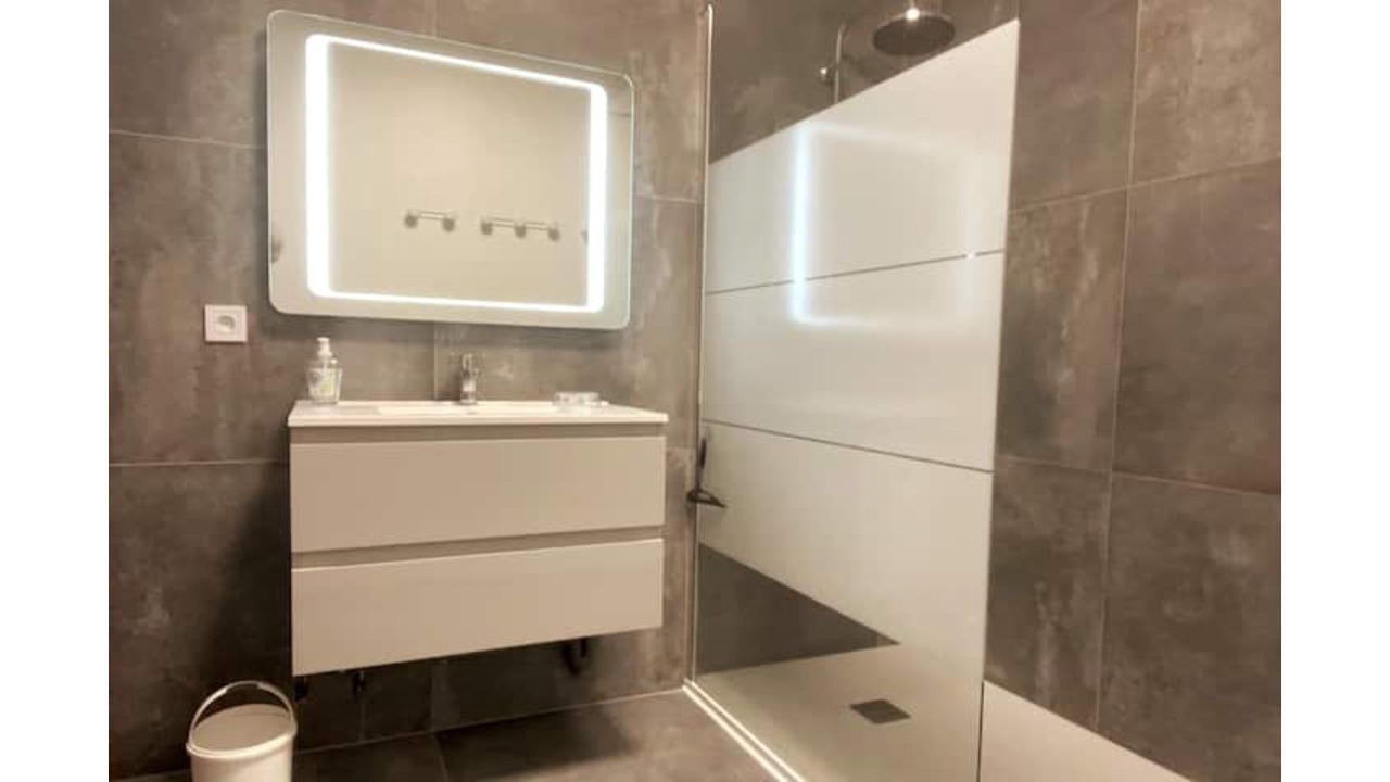 Photo of Bathroom in Troyes