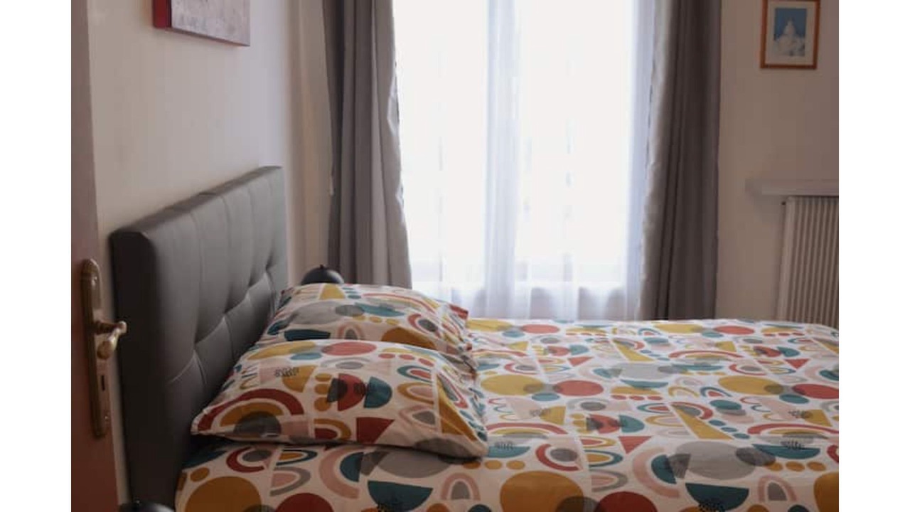 Photo of Bedroom in Troyes