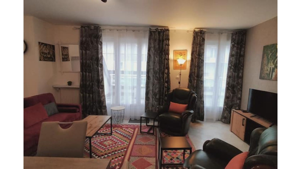 Photo of Livingroom in Troyes