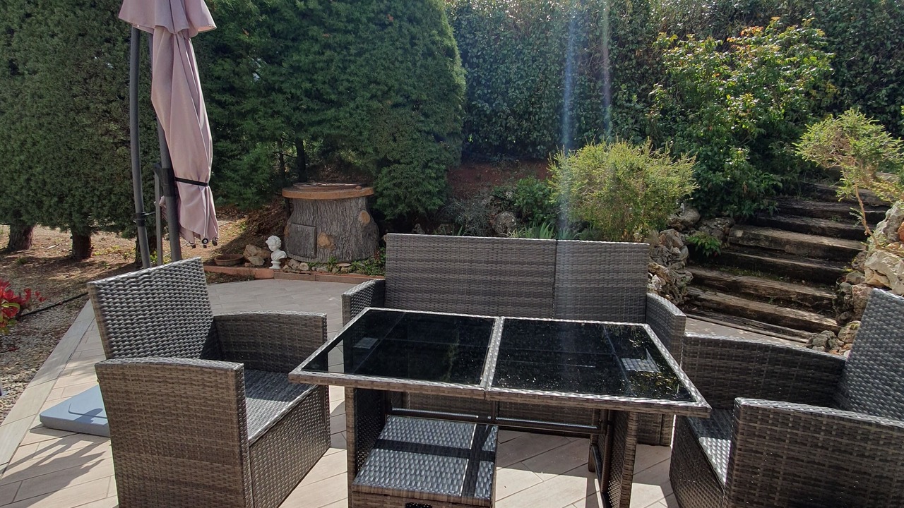 Photo of Outdoor in Aups