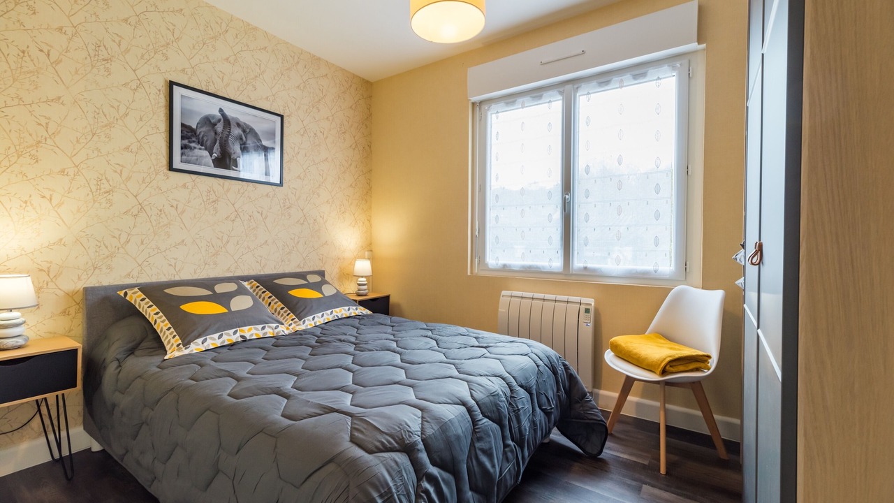 Photo of Bedroom in Pontrieux