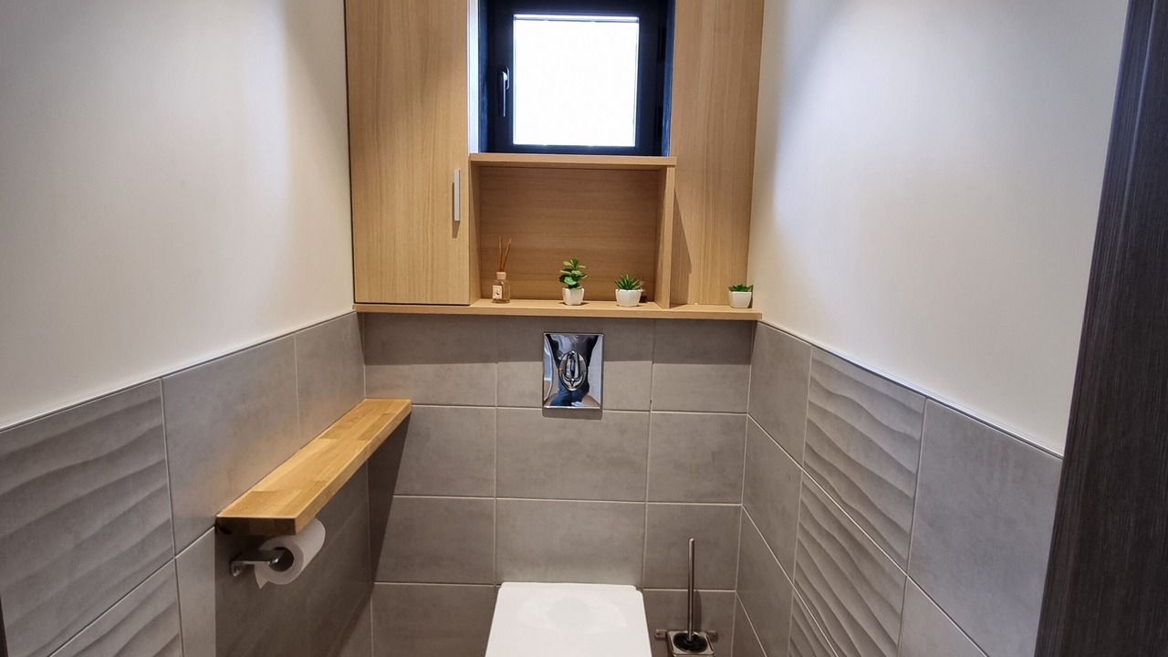 Photo of Bathroom in Dommartin-la-Chaussee