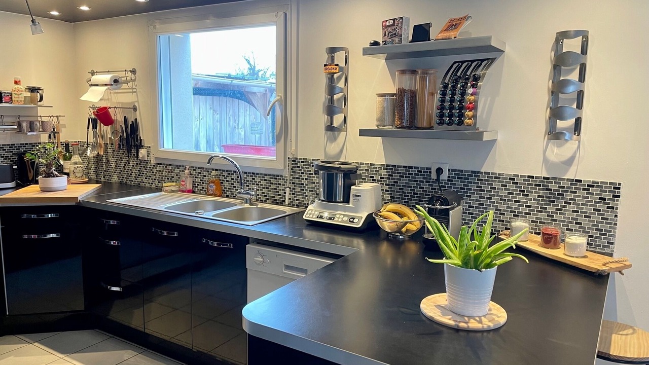 Photo of Kitchen in Saint-Clet