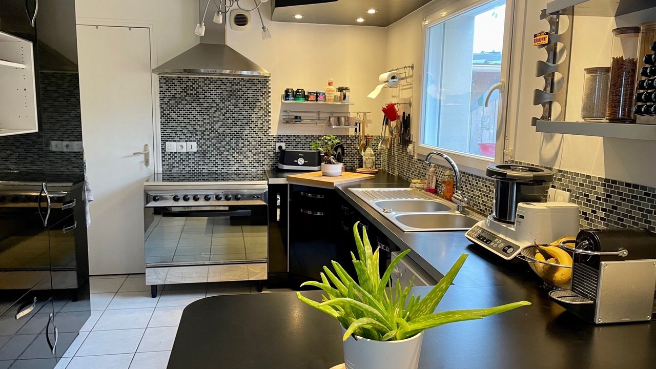 Photo of Kitchen in Saint-Clet