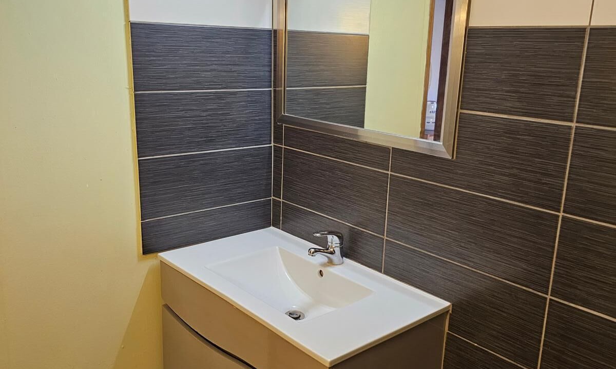 Photo of Bathroom in Sauve