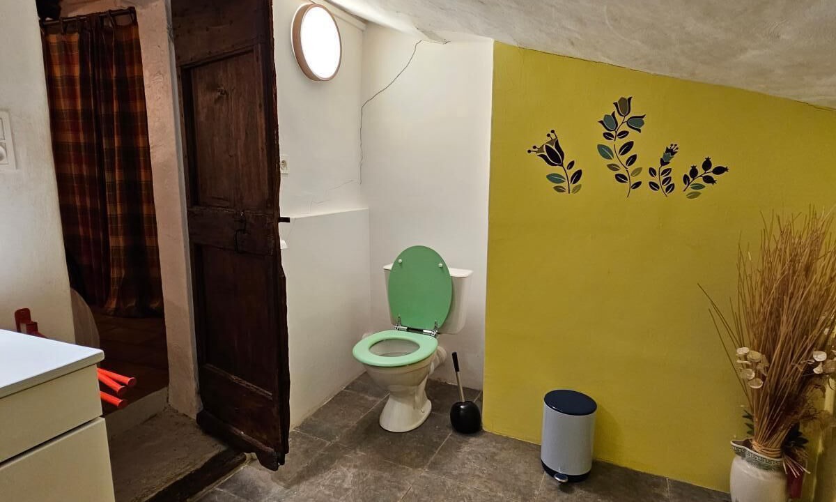 Photo of Bathroom in Sauve