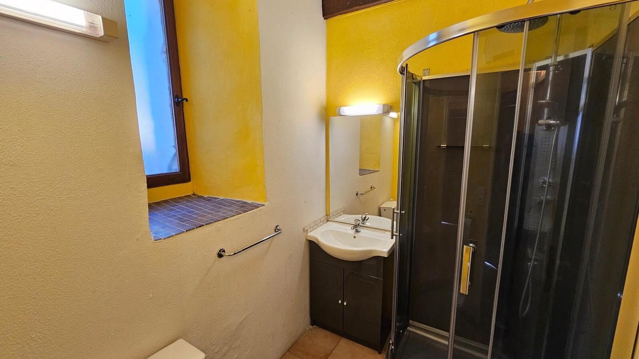 Photo of Bathroom in Sauve