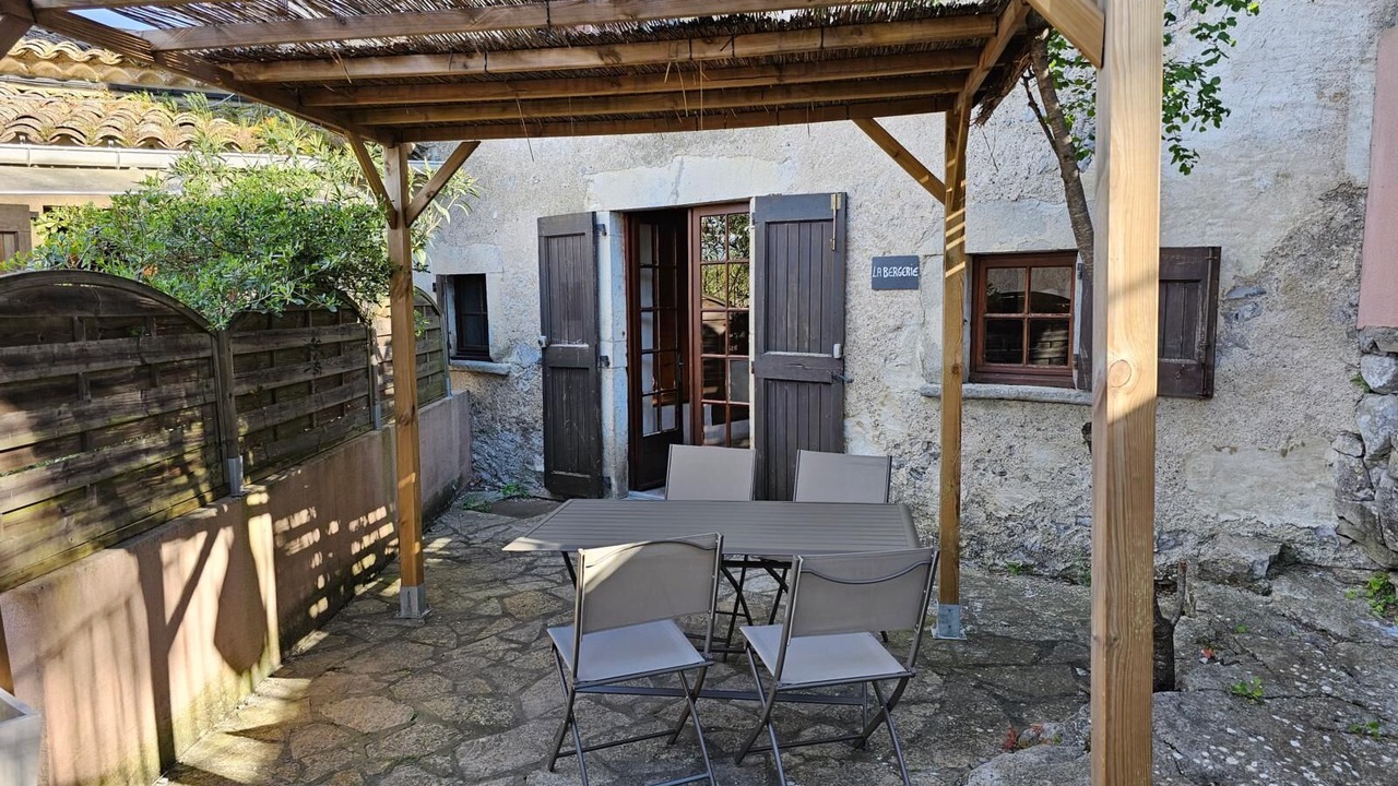 Photo of Outdoor in Sauve