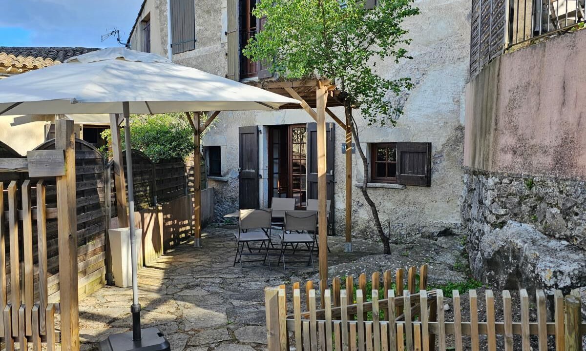 Photo of Patio Balcony in Sauve