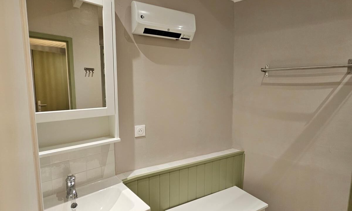 Photo of Bathroom in Sauve