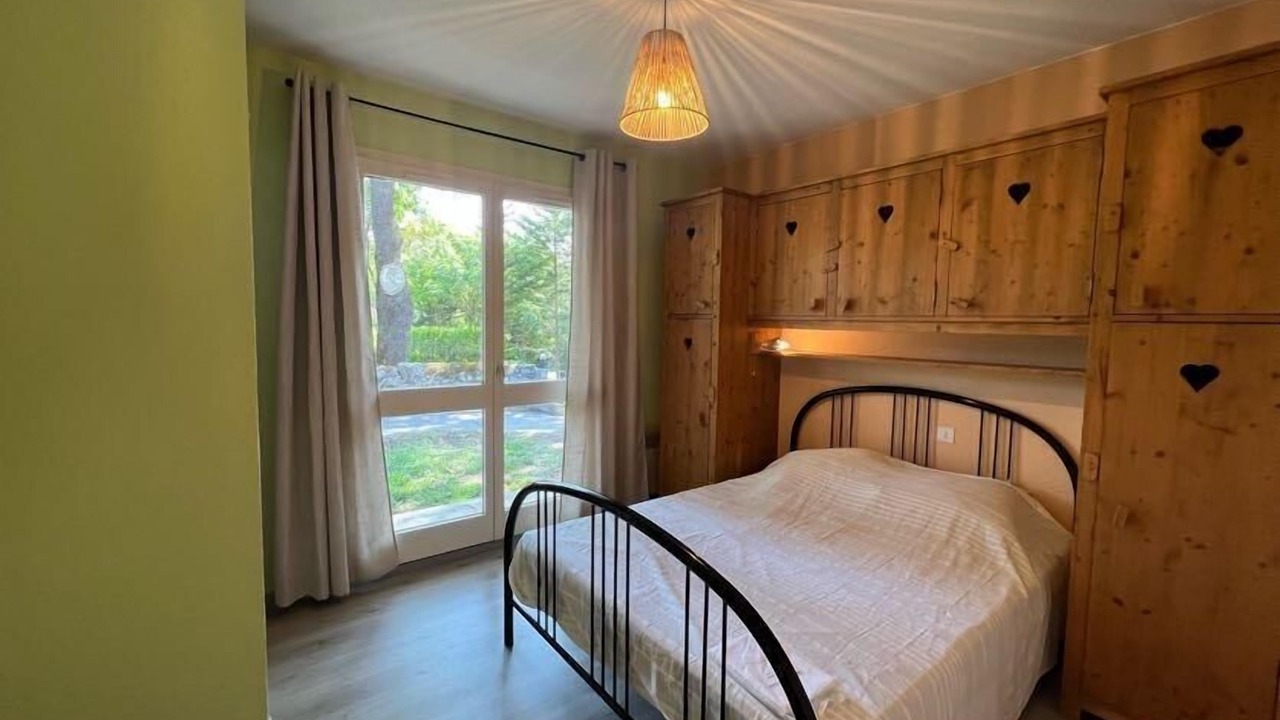 Photo of Bedroom in Sauve