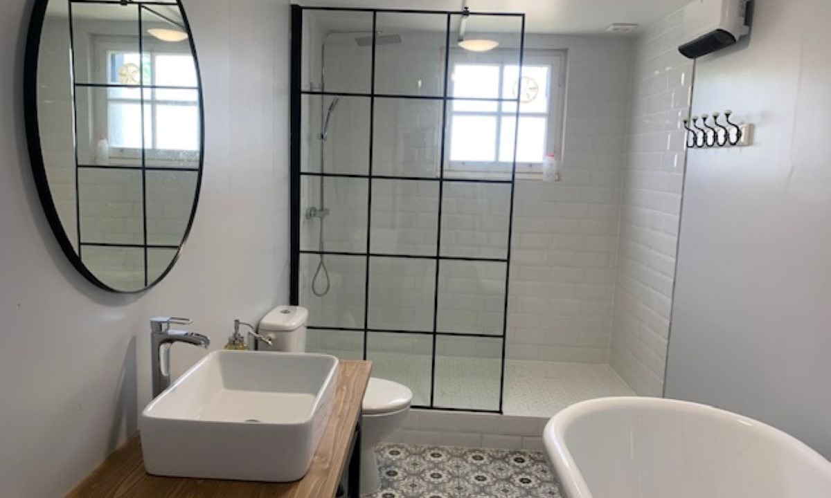 Photo of Bathroom in Plouegat-Guerand