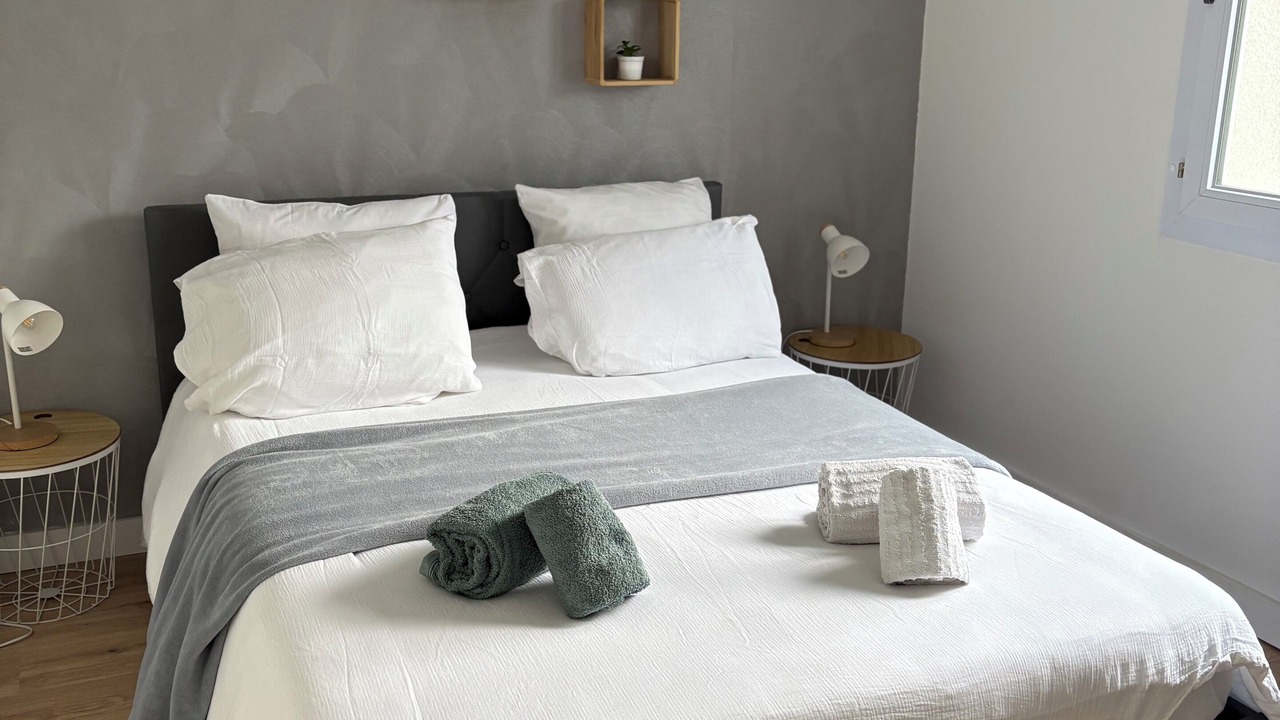 Photo of Bedroom in Saint-Quay-Portrieux