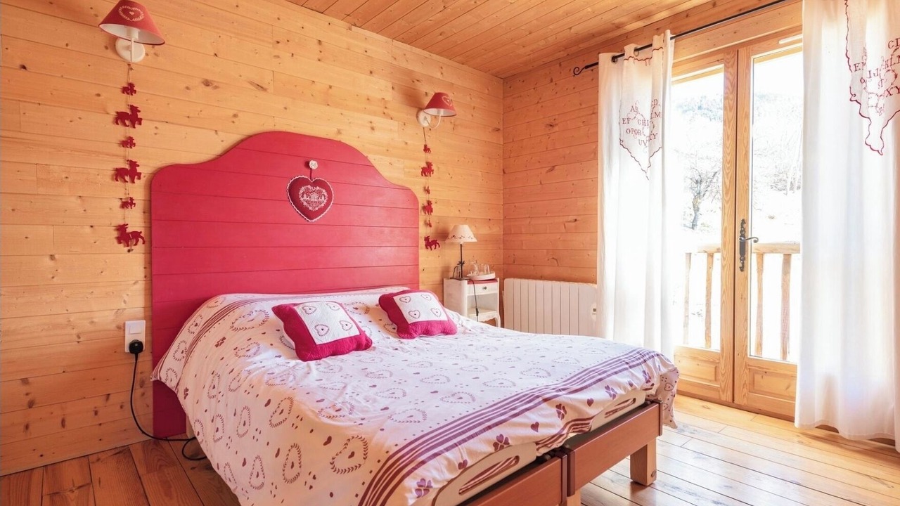 Photo of Bedroom in Montclar