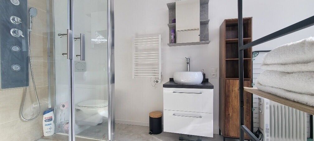 Photo of Bathroom in Saint-Roch