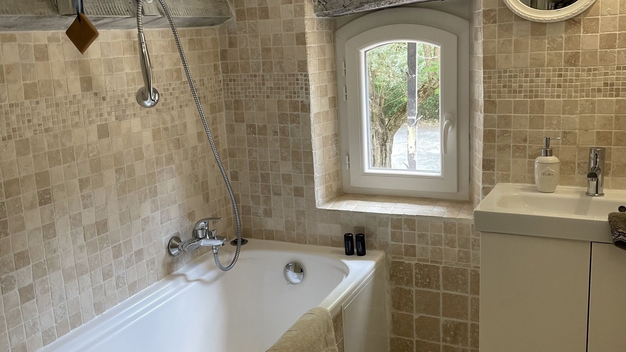 Photo of Bathroom in Bagnols-en-Foret
