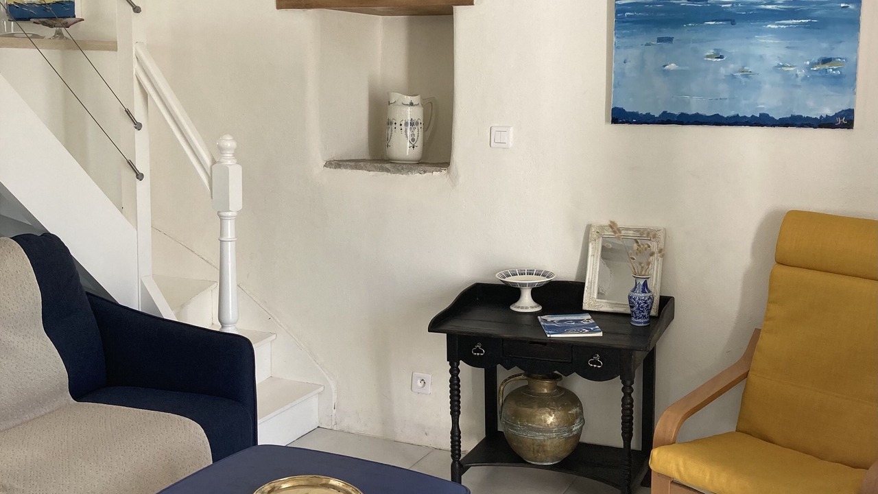 Photo of Livingroom in Guimaec
