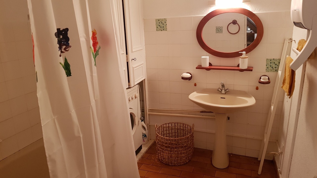 Photo of Bathroom in Seranon