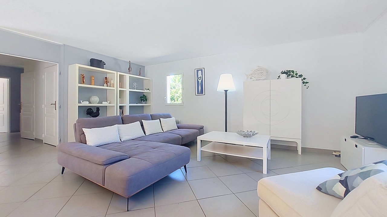Photo of Livingroom in Bagnols-en-Foret