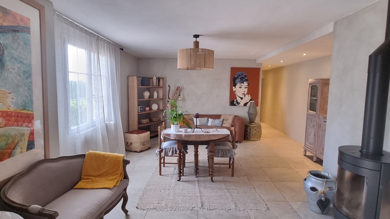 Photo of Livingroom in Puymaurin