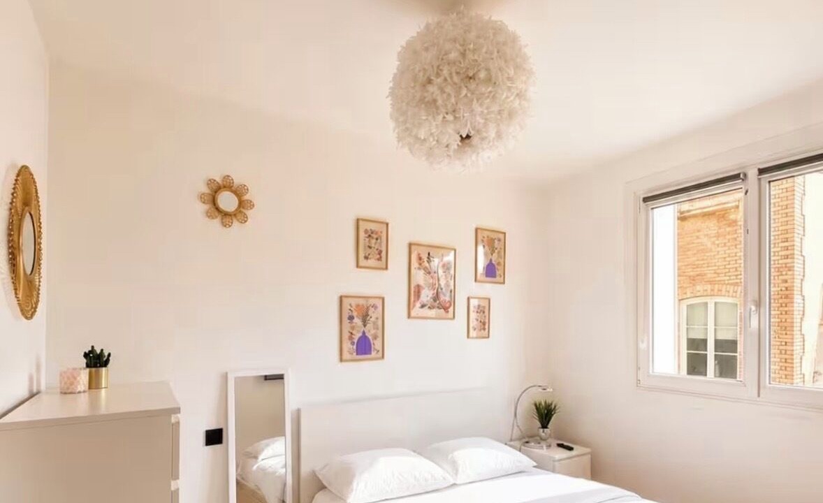 Photo of Bedroom in Notre-Dame-des-Champs