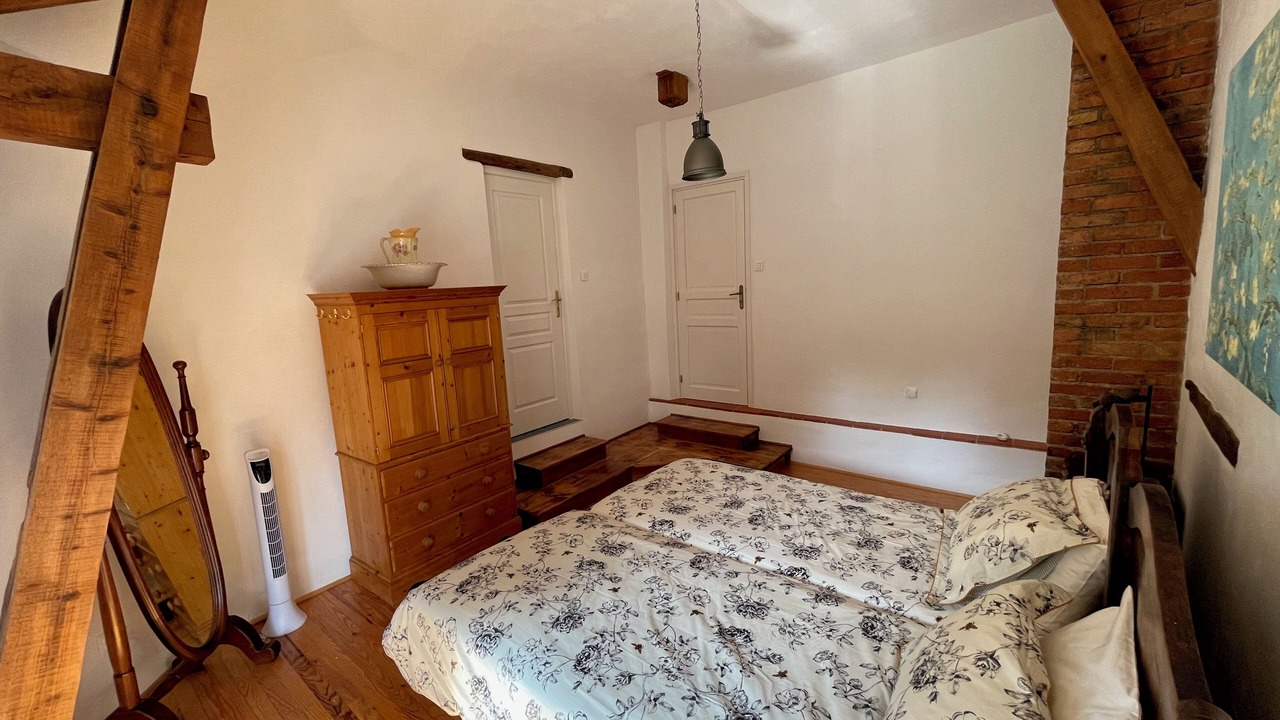 Photo of Bedroom in Samouillan