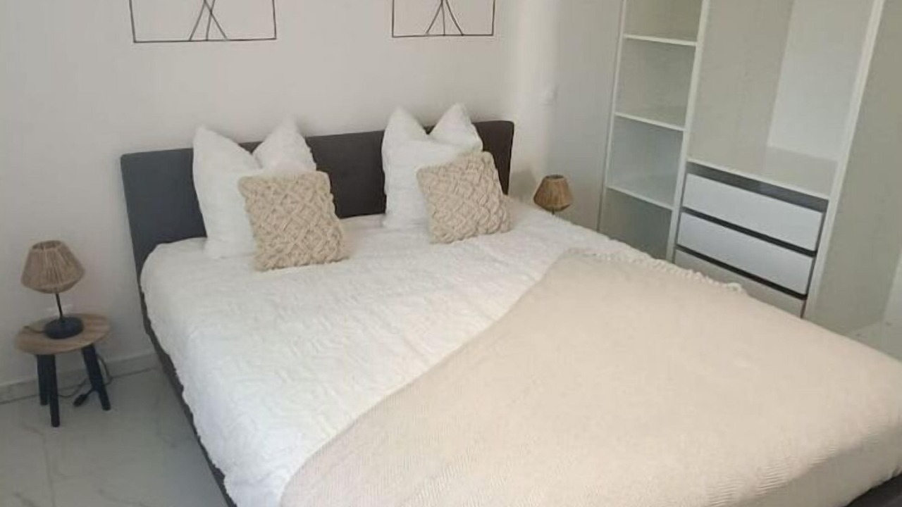 Photo of Bedroom in Meynes