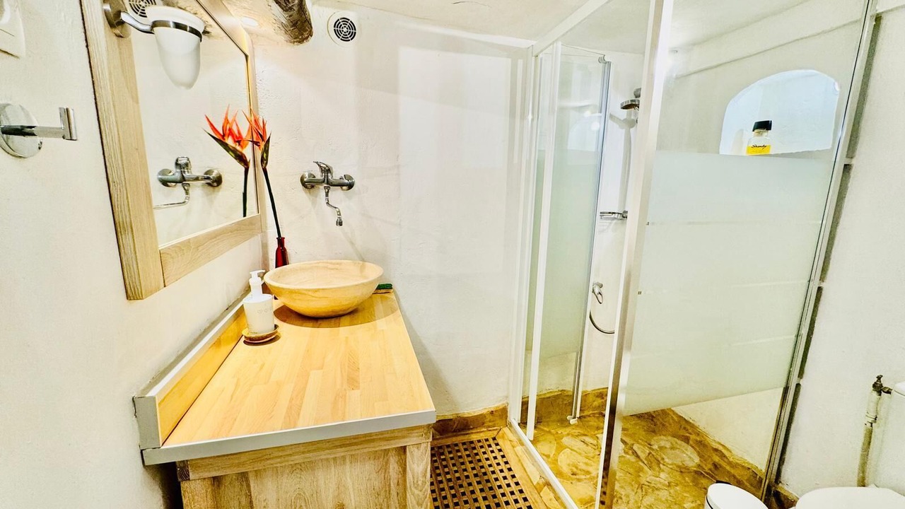 Photo of Bathroom in Le Beausset