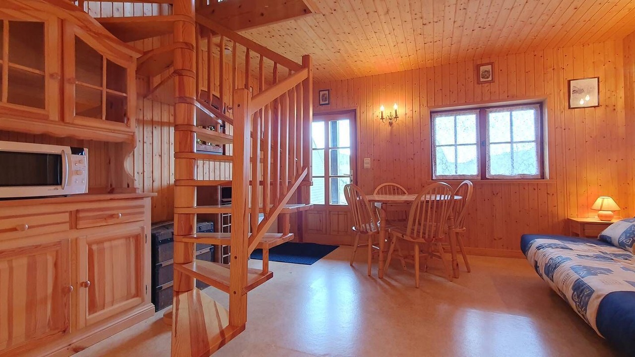 Photo of Livingroom in Les Hopitaux-Neufs